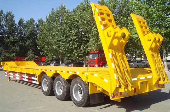 Low Bed Trailer Dubai