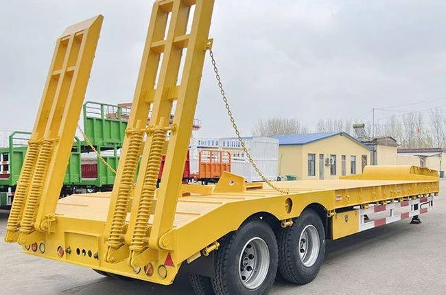 Lowbed Truck Services Dubai