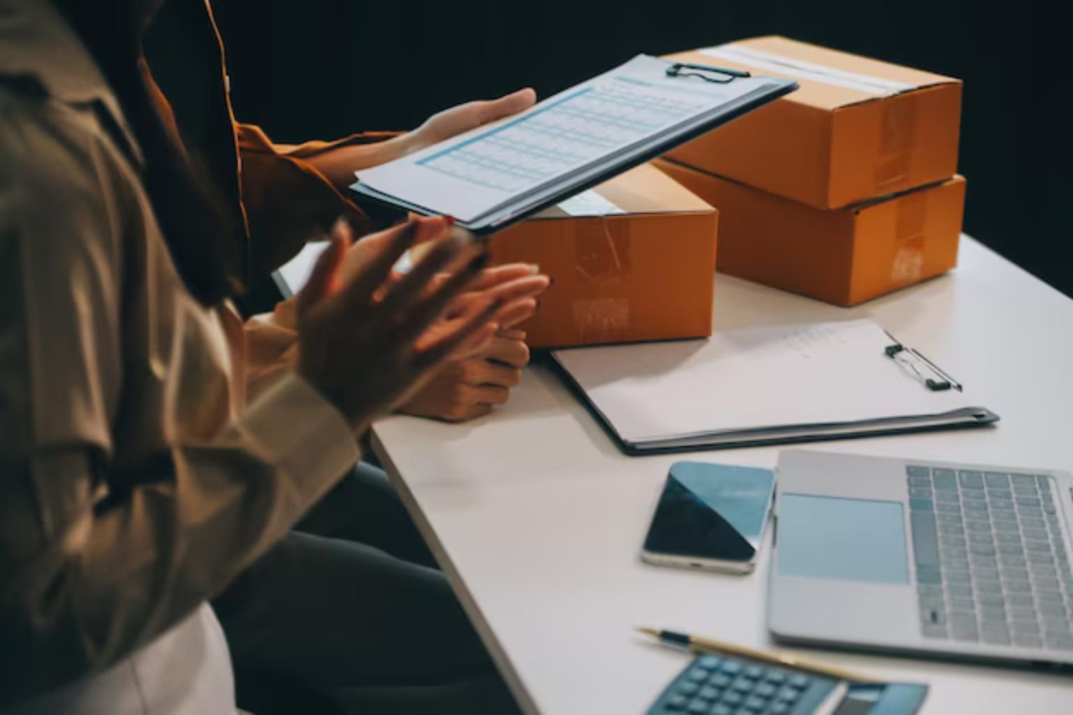 What Documents You Really Need for Shipping Goods from Dubai